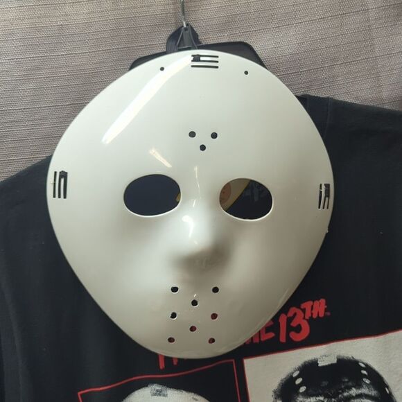 Friday the 13th, Jason Voorhees Hockey Masks Tee, with mask men’s Sz S - Picture 6 of 6